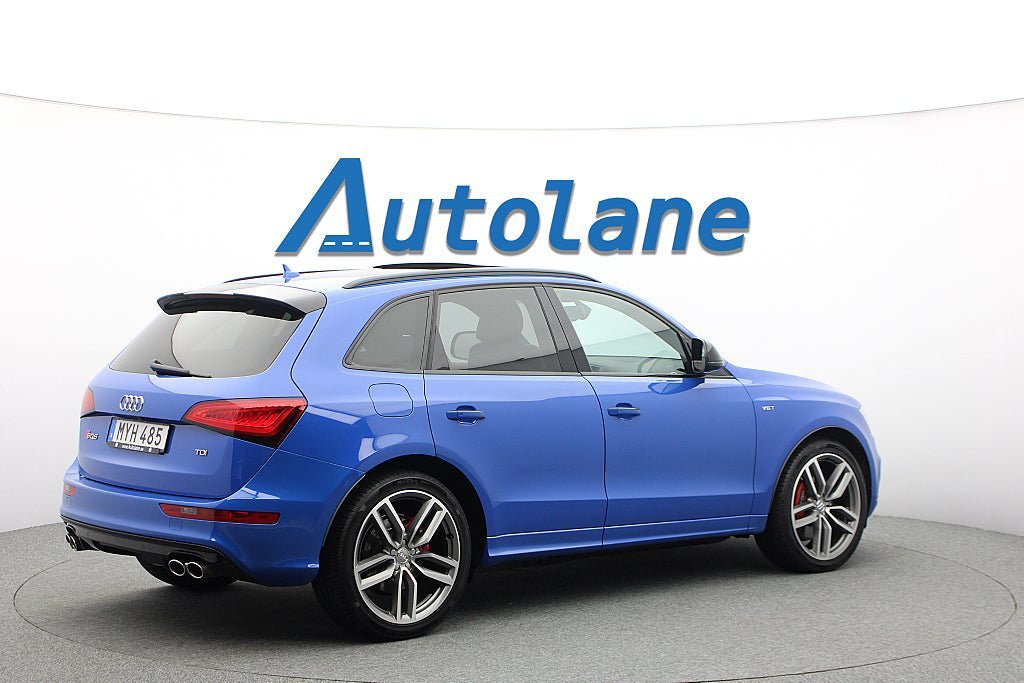 Vehicle Image 8