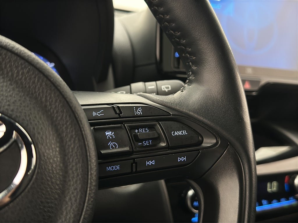 Vehicle Image 28