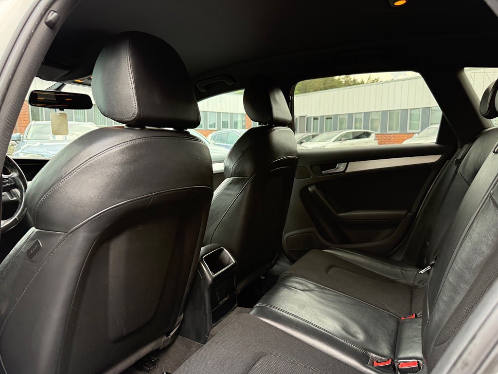 Vehicle Image 13