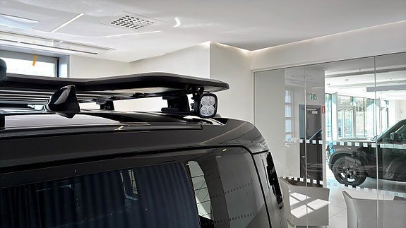 Vehicle Image 13