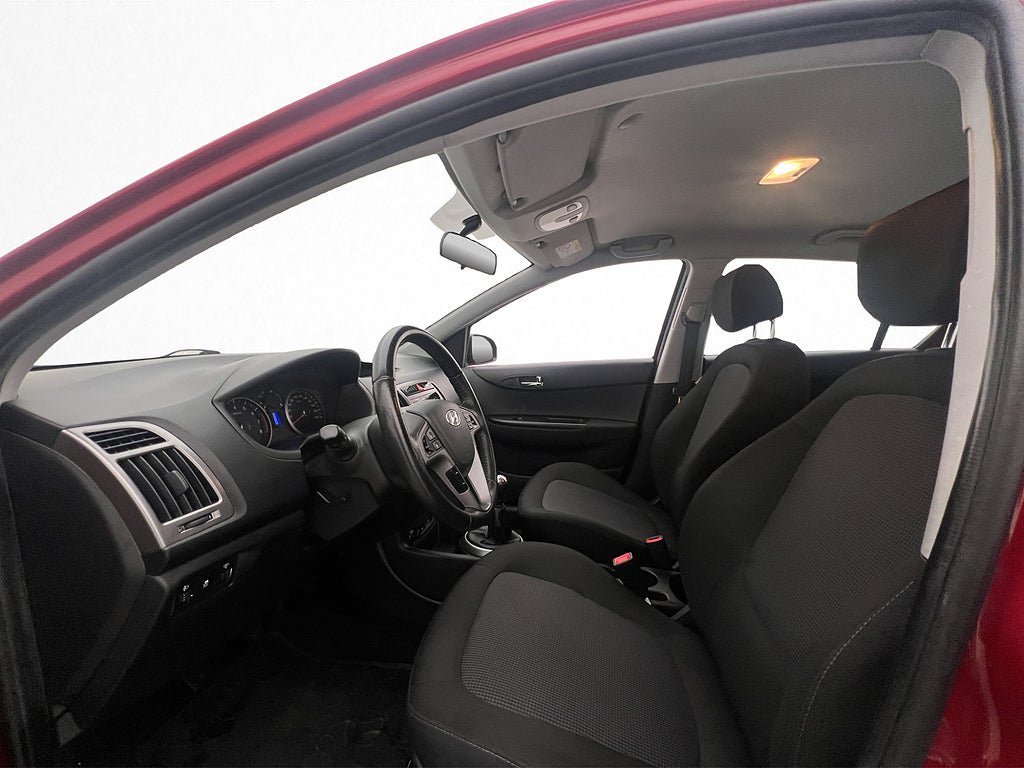 Vehicle Image 10