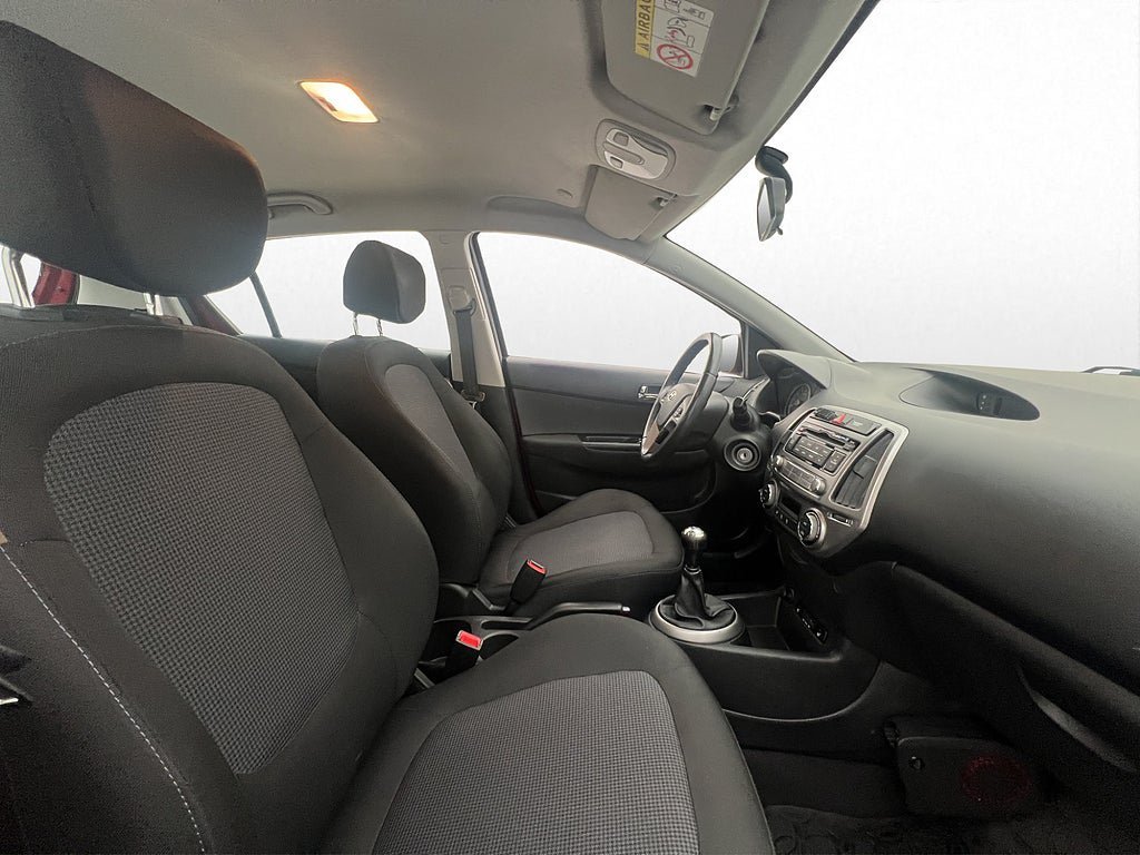 Vehicle Image 19