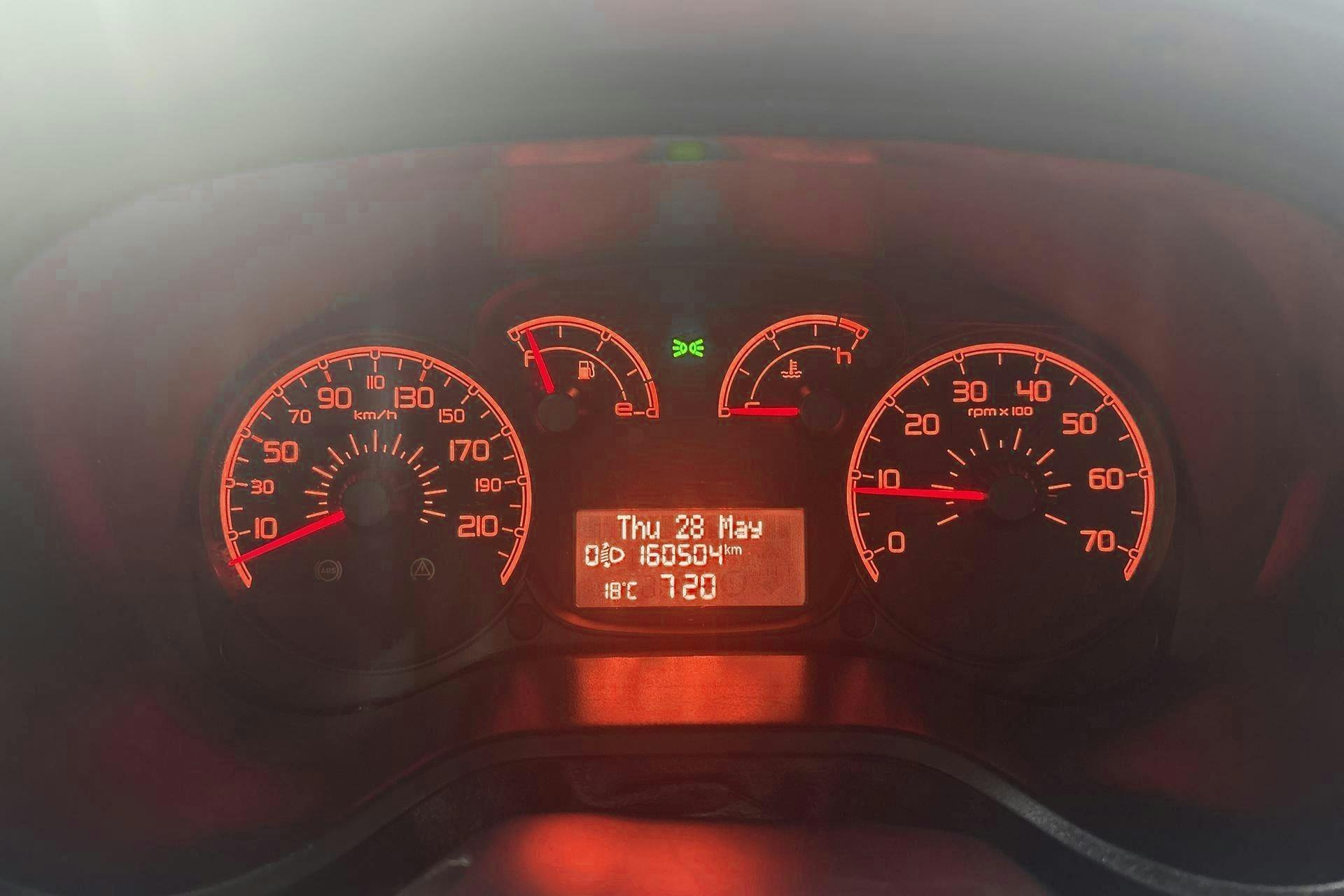 Vehicle Image 10