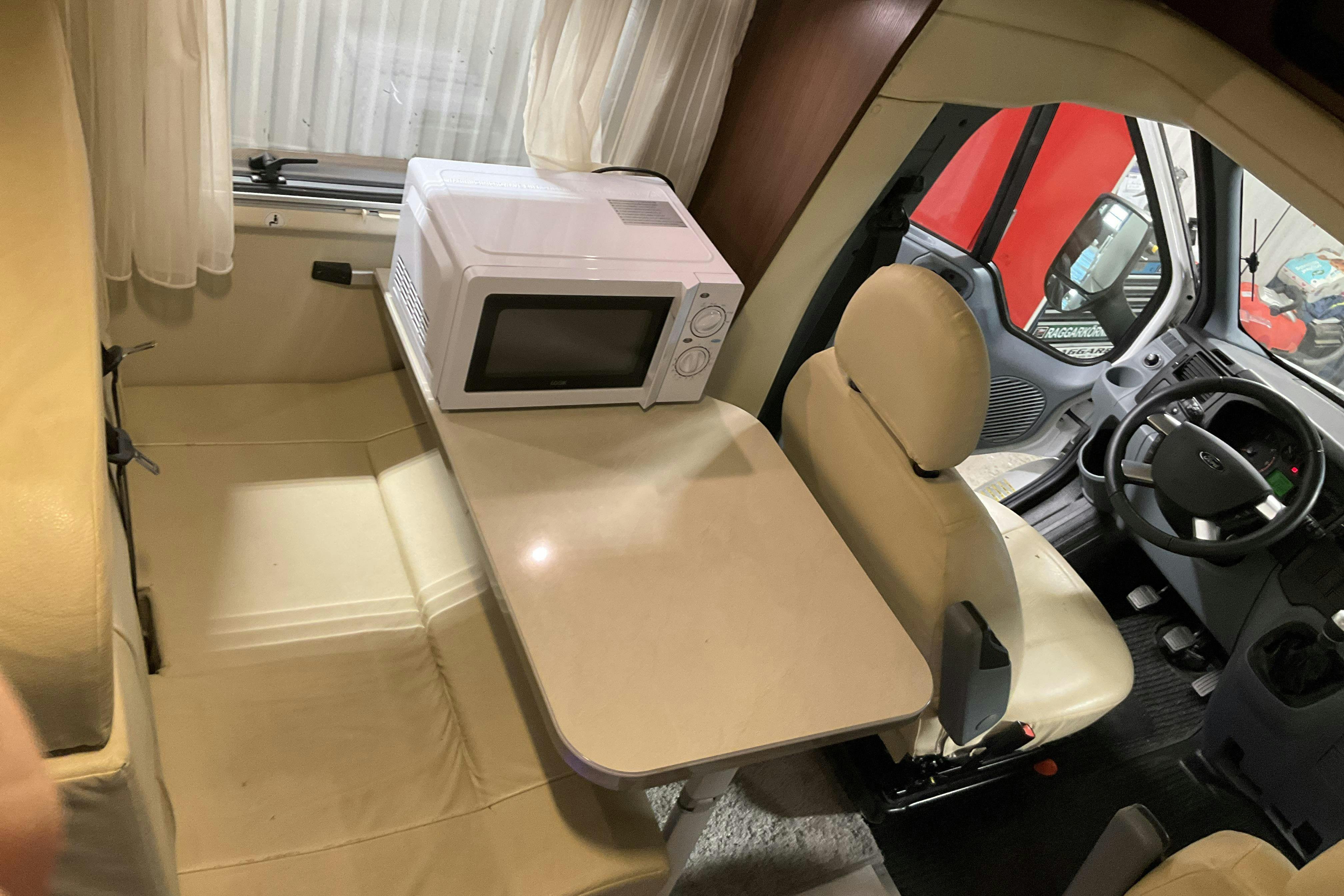 Vehicle Image 13