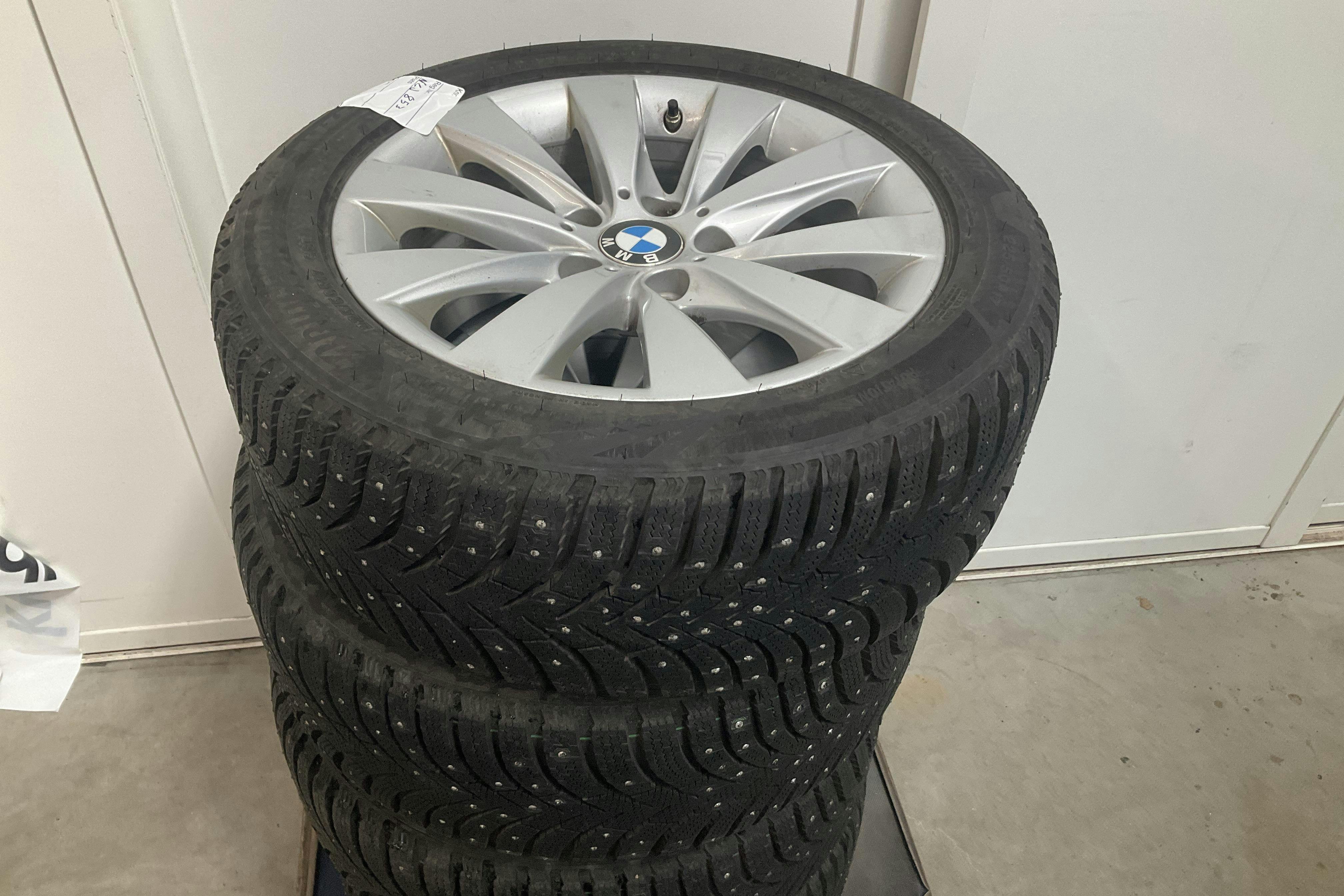 Vehicle Image 18