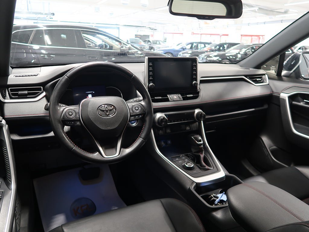 Vehicle Image 19