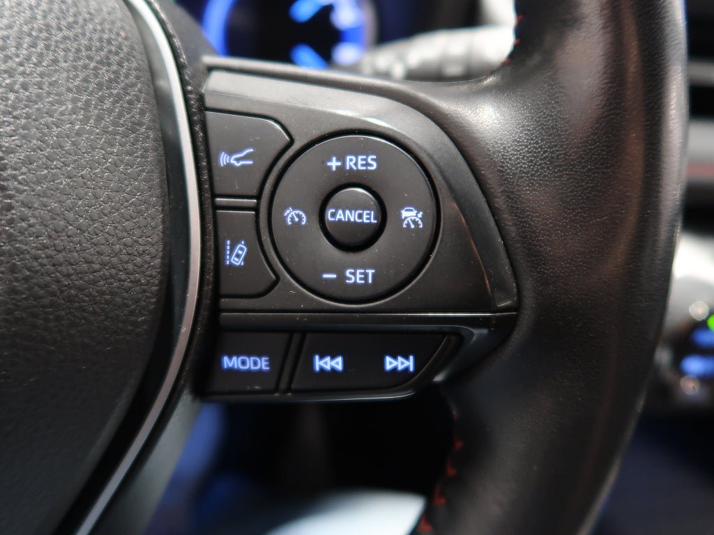 Vehicle Image 32