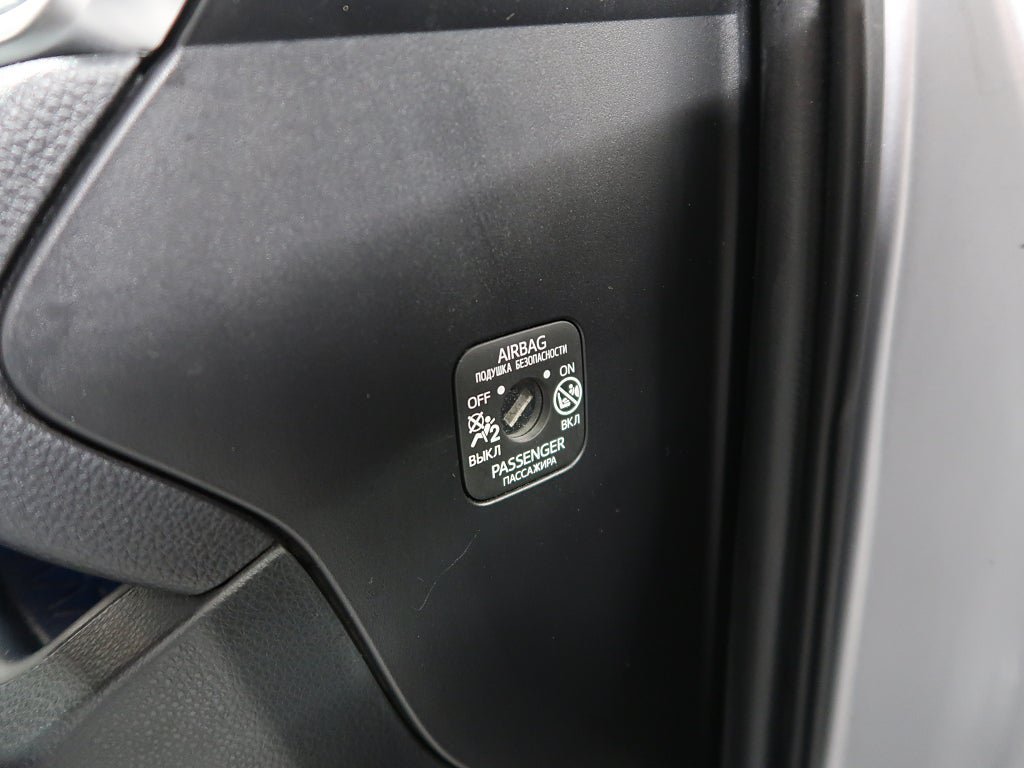 Vehicle Image 35