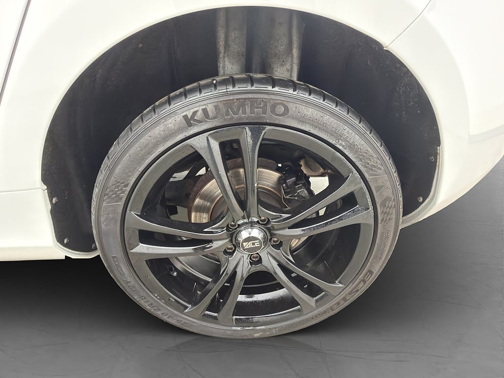 Vehicle Image 26