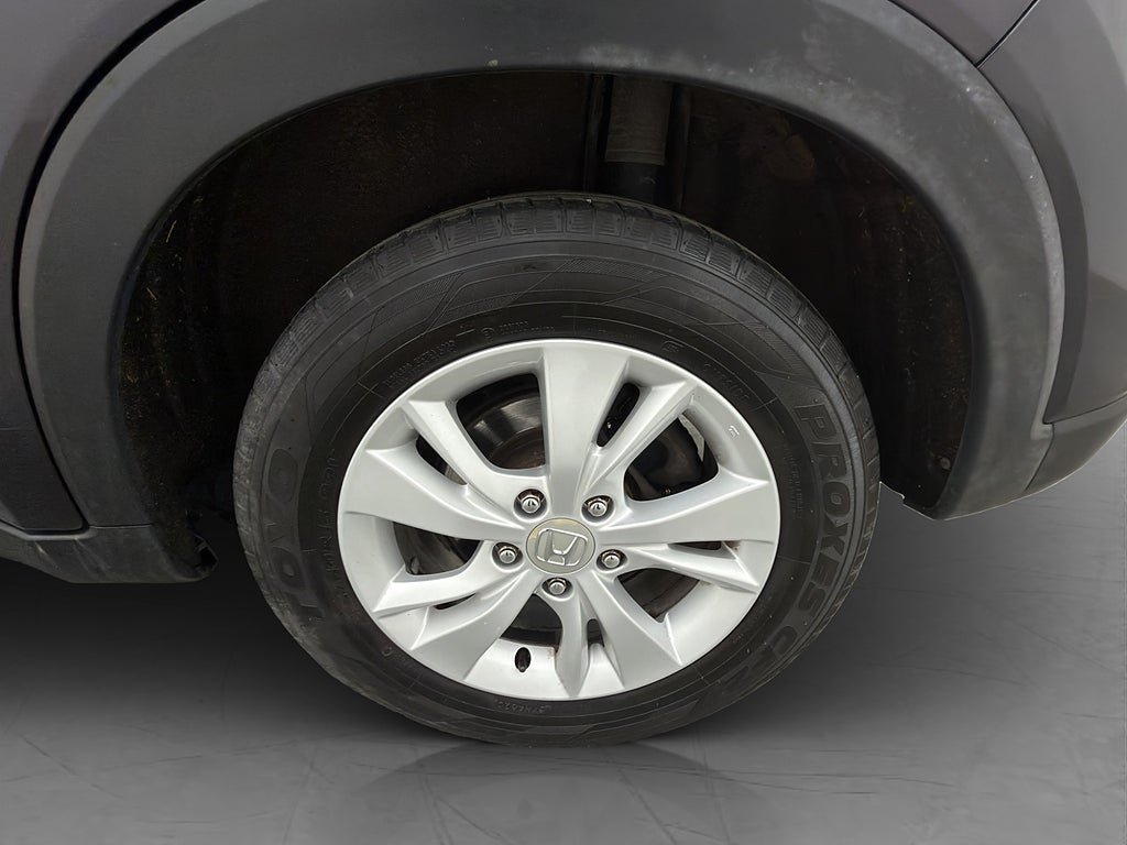 Vehicle Image 25