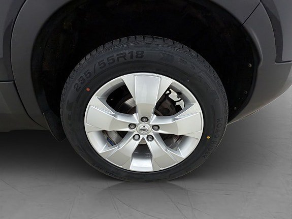 Vehicle Image 32