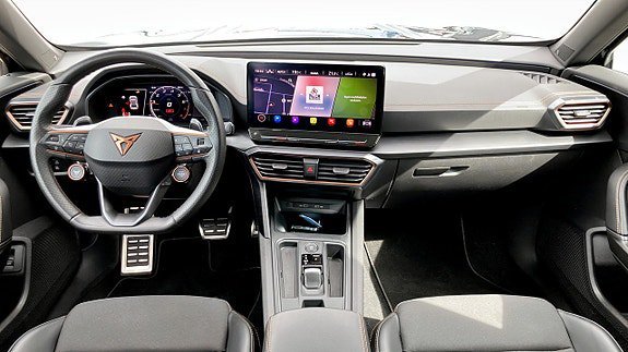 Vehicle Image 10