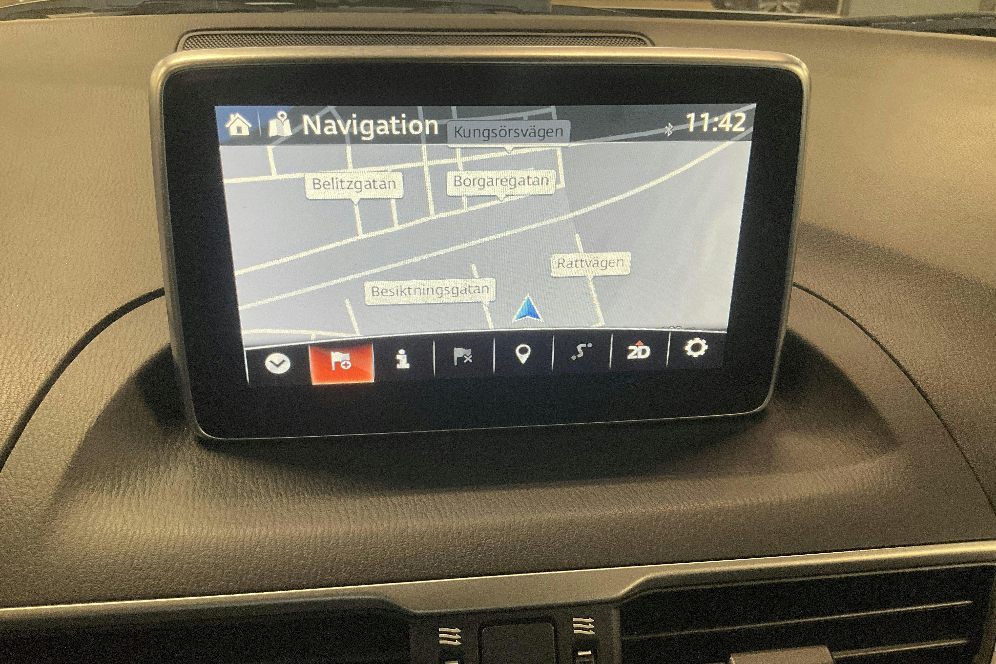 Vehicle Image 11