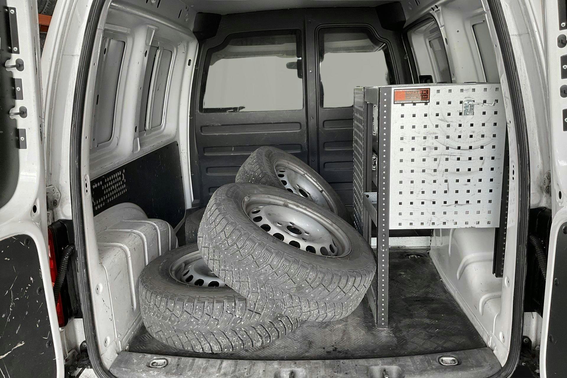 Vehicle Image 9