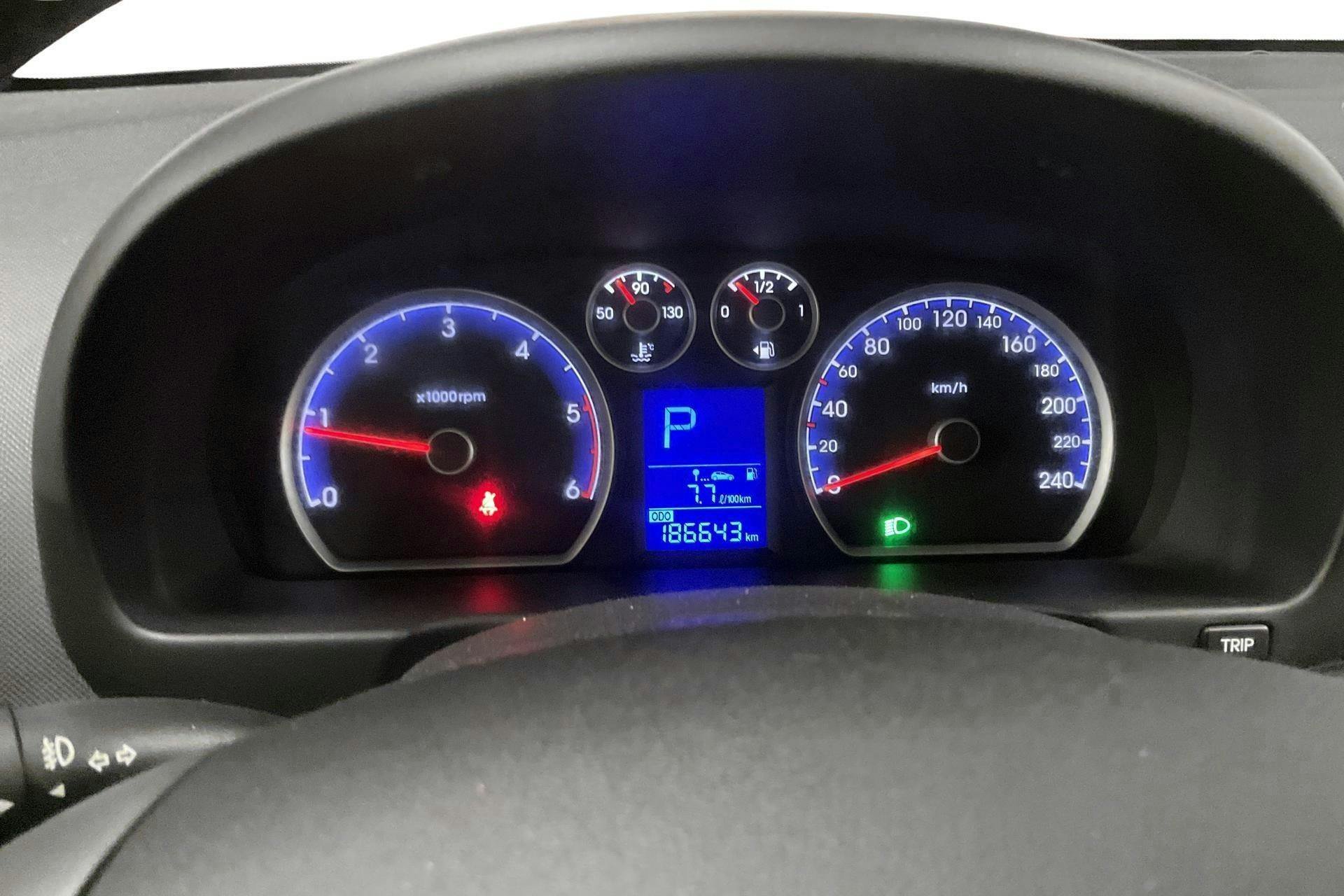 Vehicle Image 10