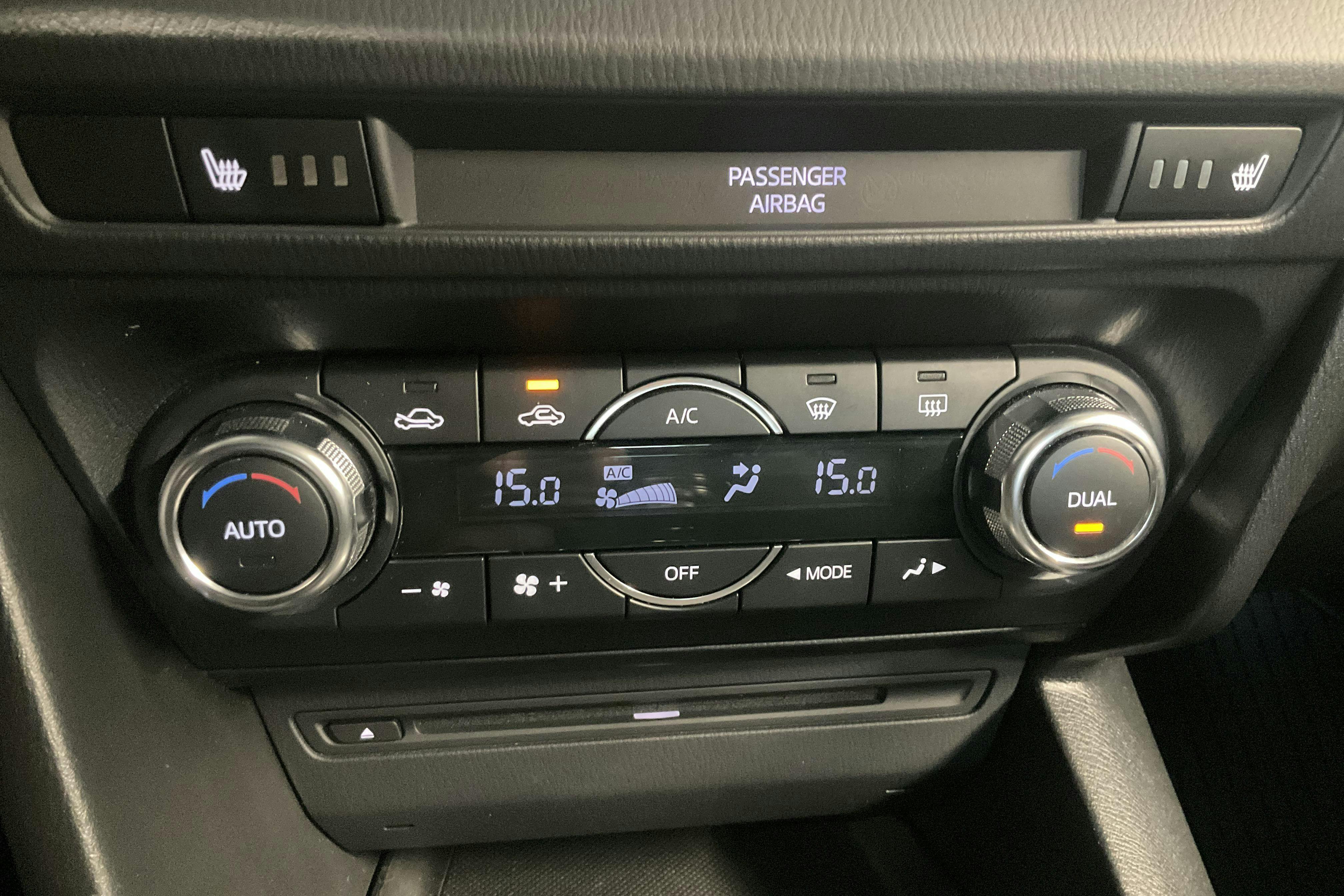Vehicle Image 17