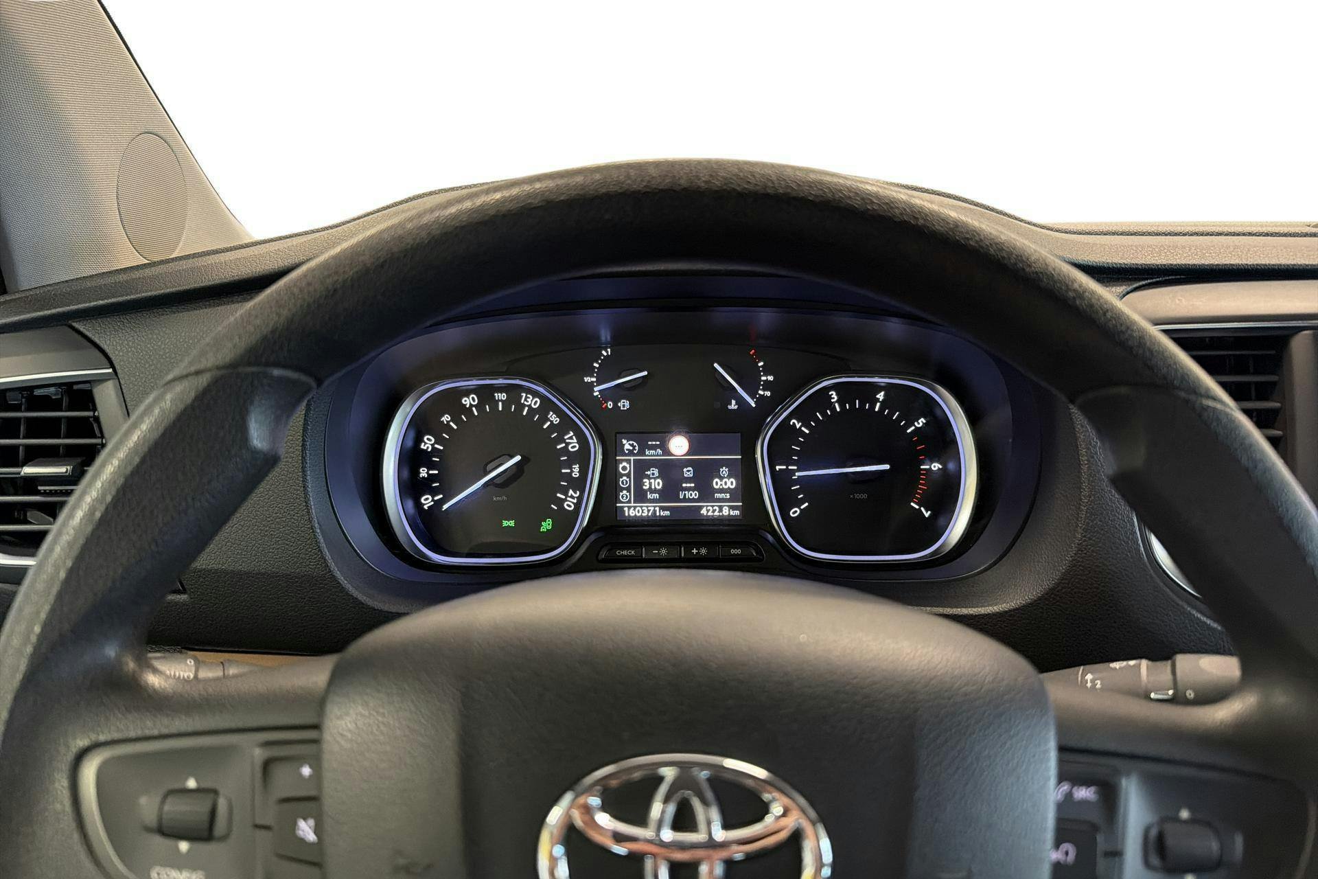 Vehicle Image 13
