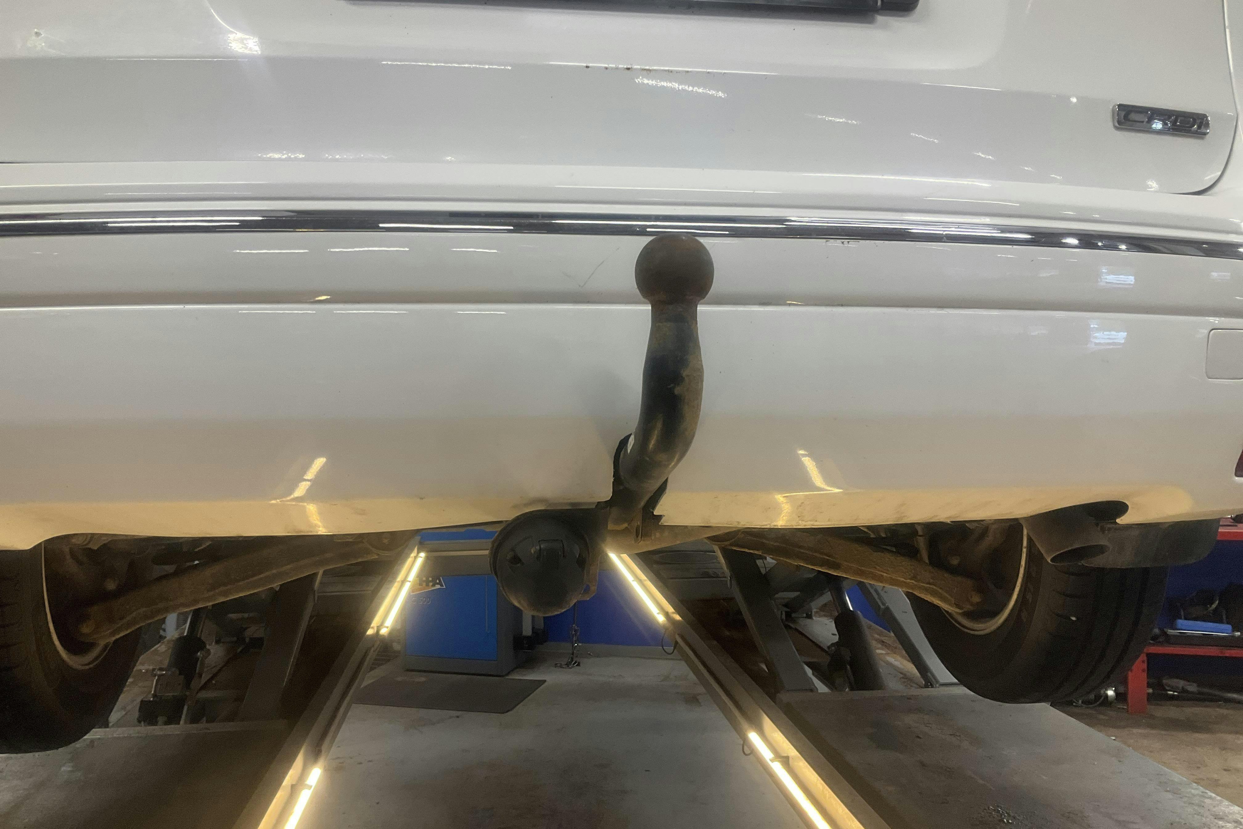 Vehicle Image 13