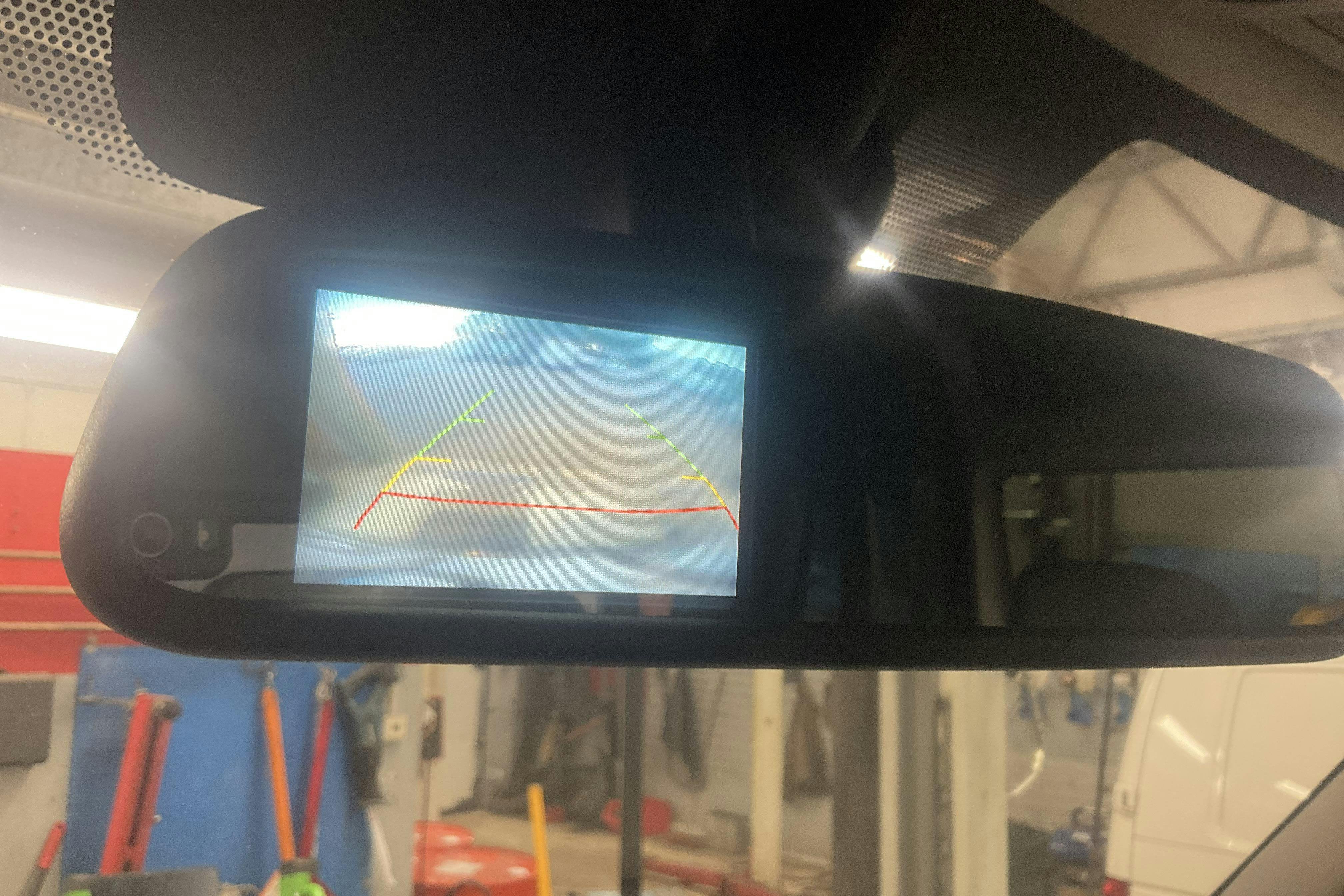 Vehicle Image 12