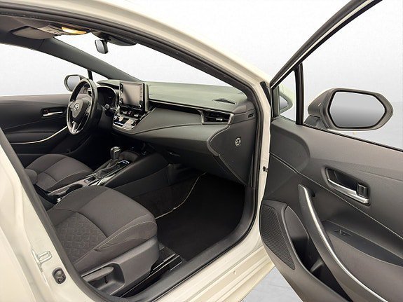 Vehicle Image 21