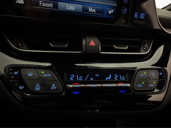 Vehicle Image 24