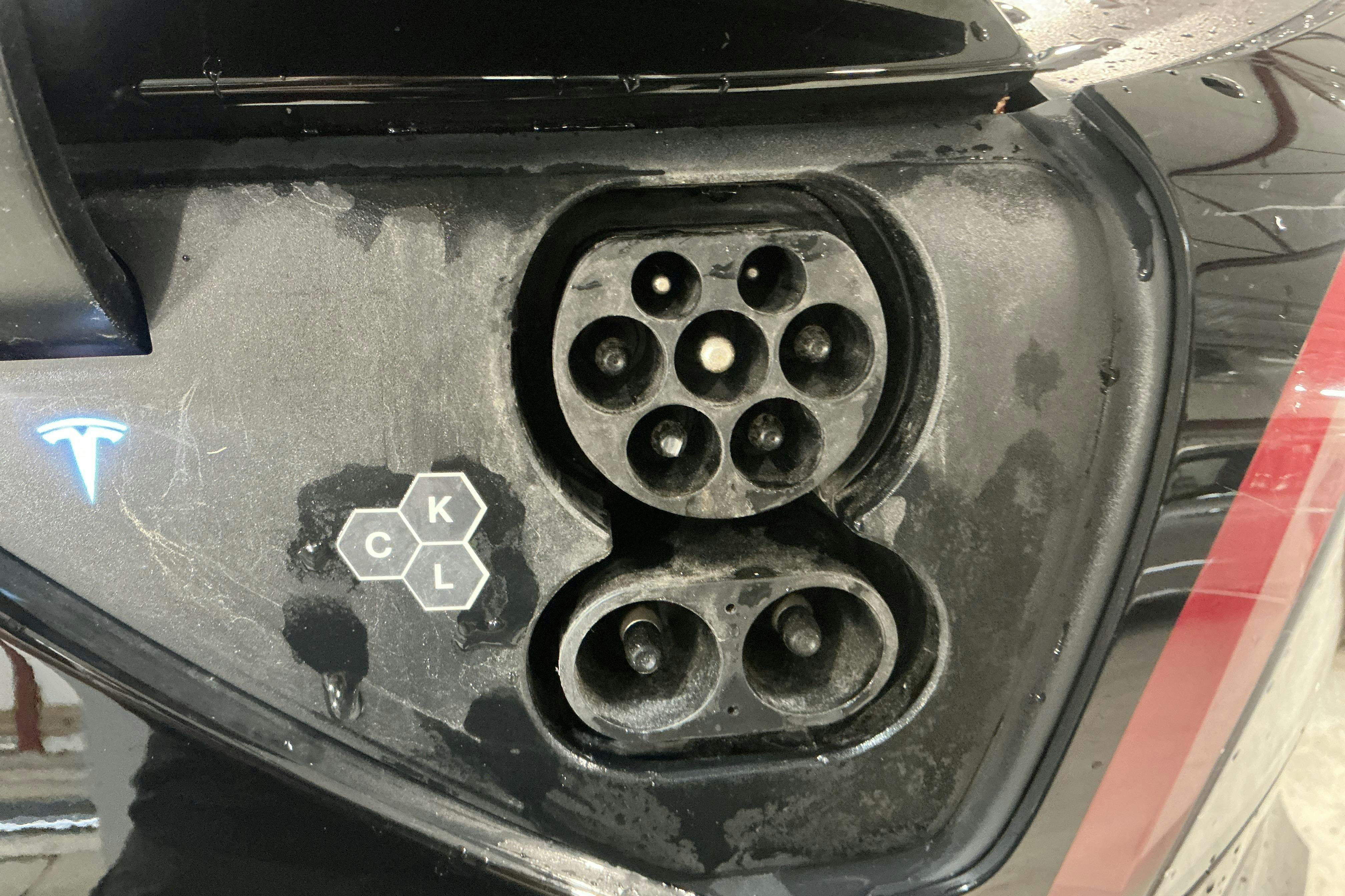 Vehicle Image 17