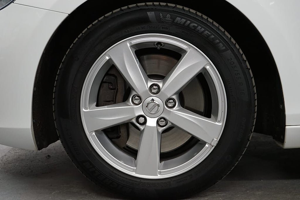 Vehicle Image 13