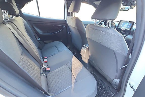 Vehicle Image 19