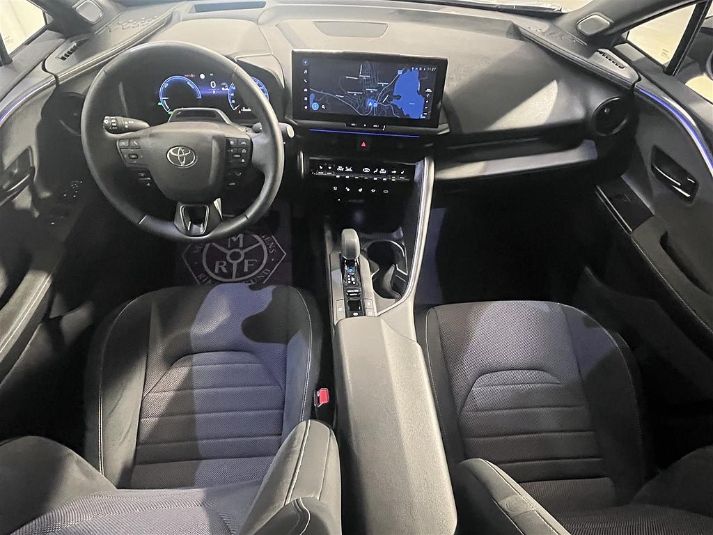 Vehicle Image 10