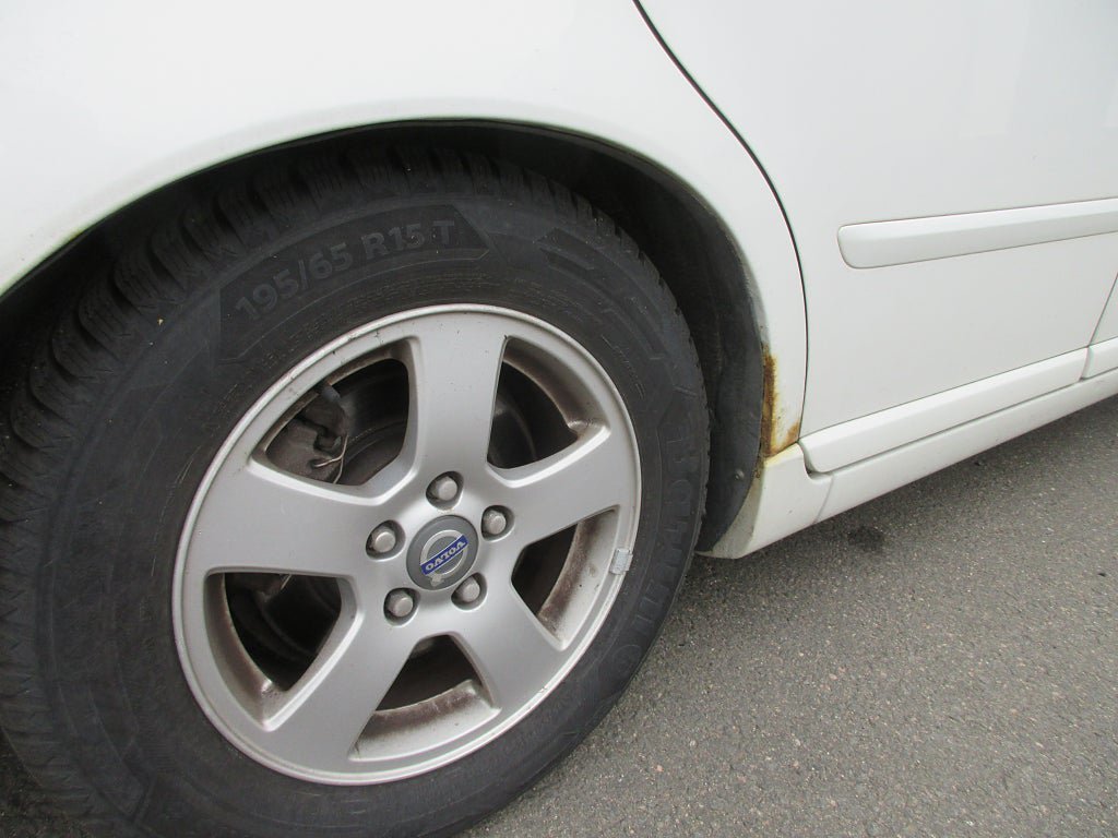 Vehicle Image 32