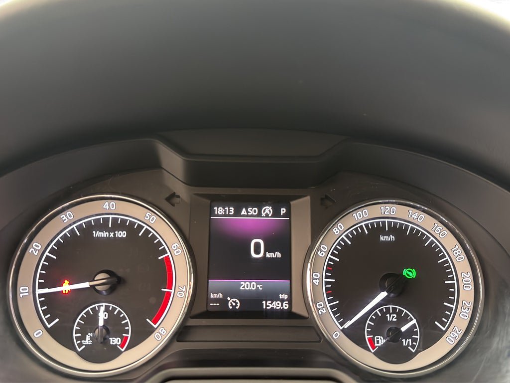 Vehicle Image 19