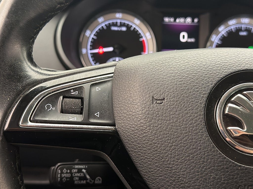 Vehicle Image 27