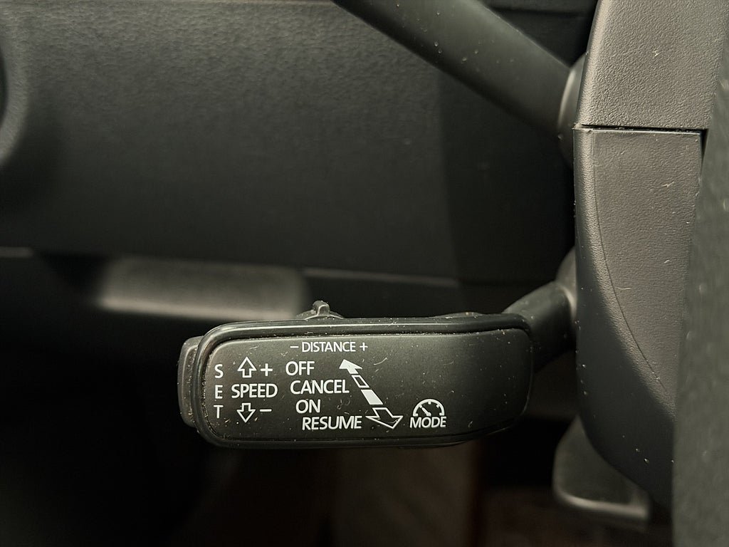 Vehicle Image 28