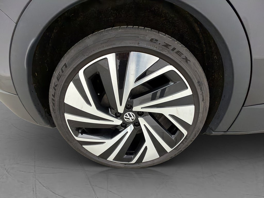 Vehicle Image 36