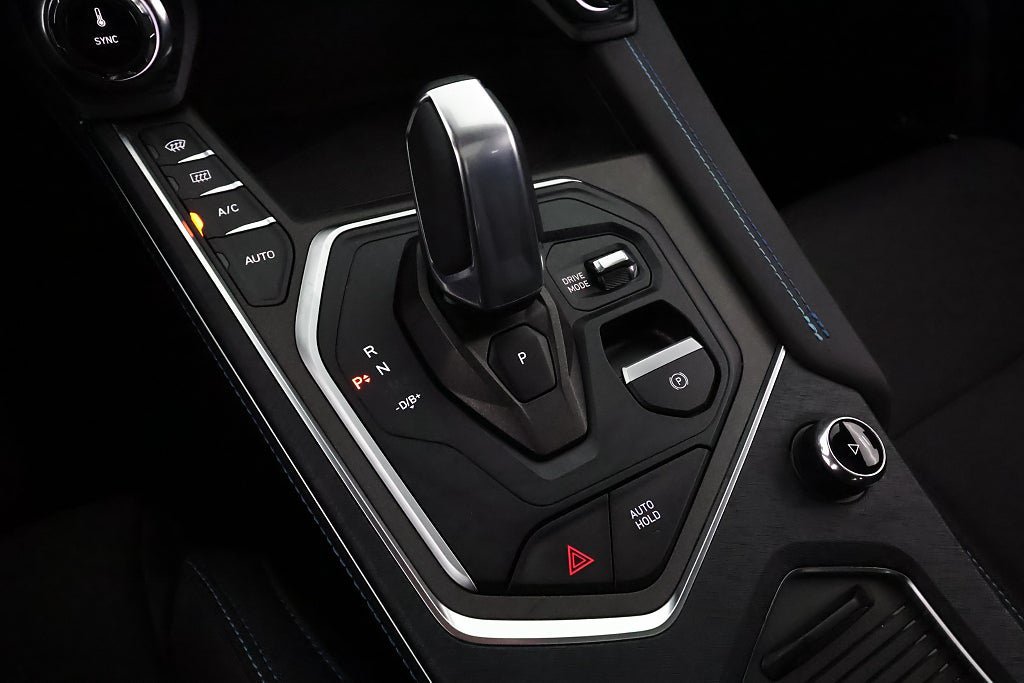 Vehicle Image 24