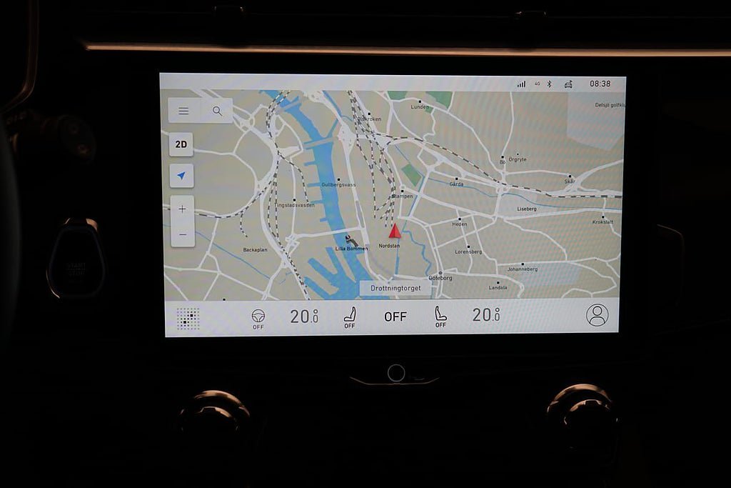 Vehicle Image 11