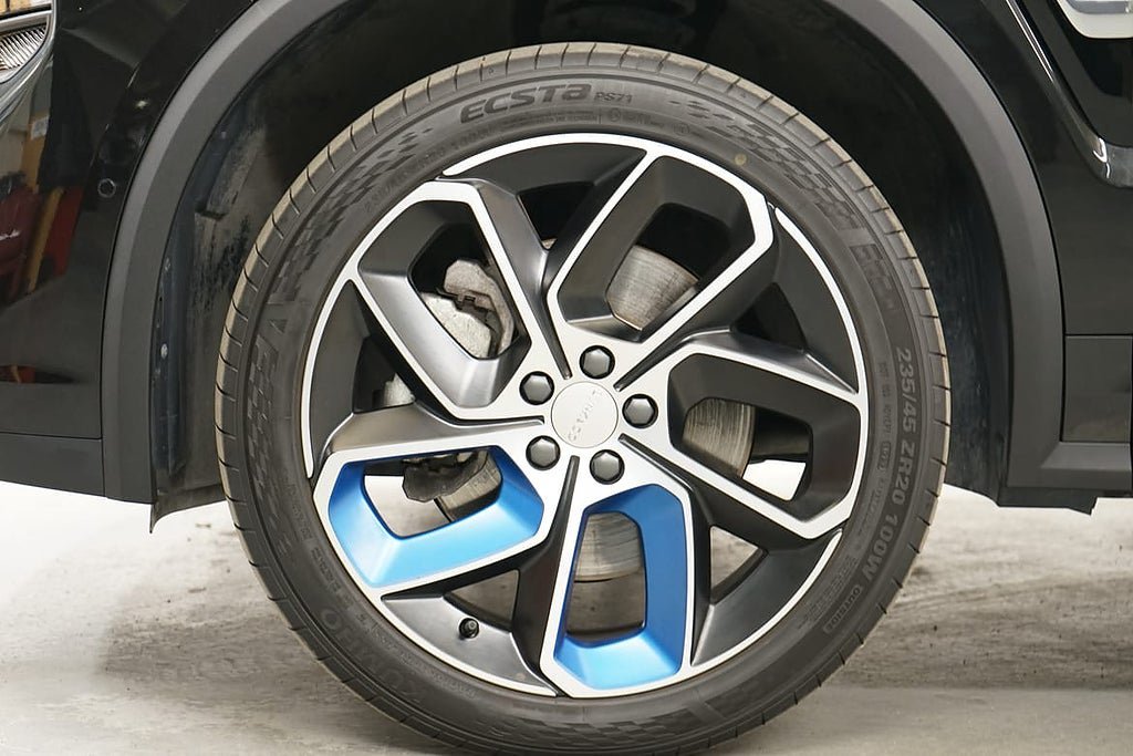 Vehicle Image 16