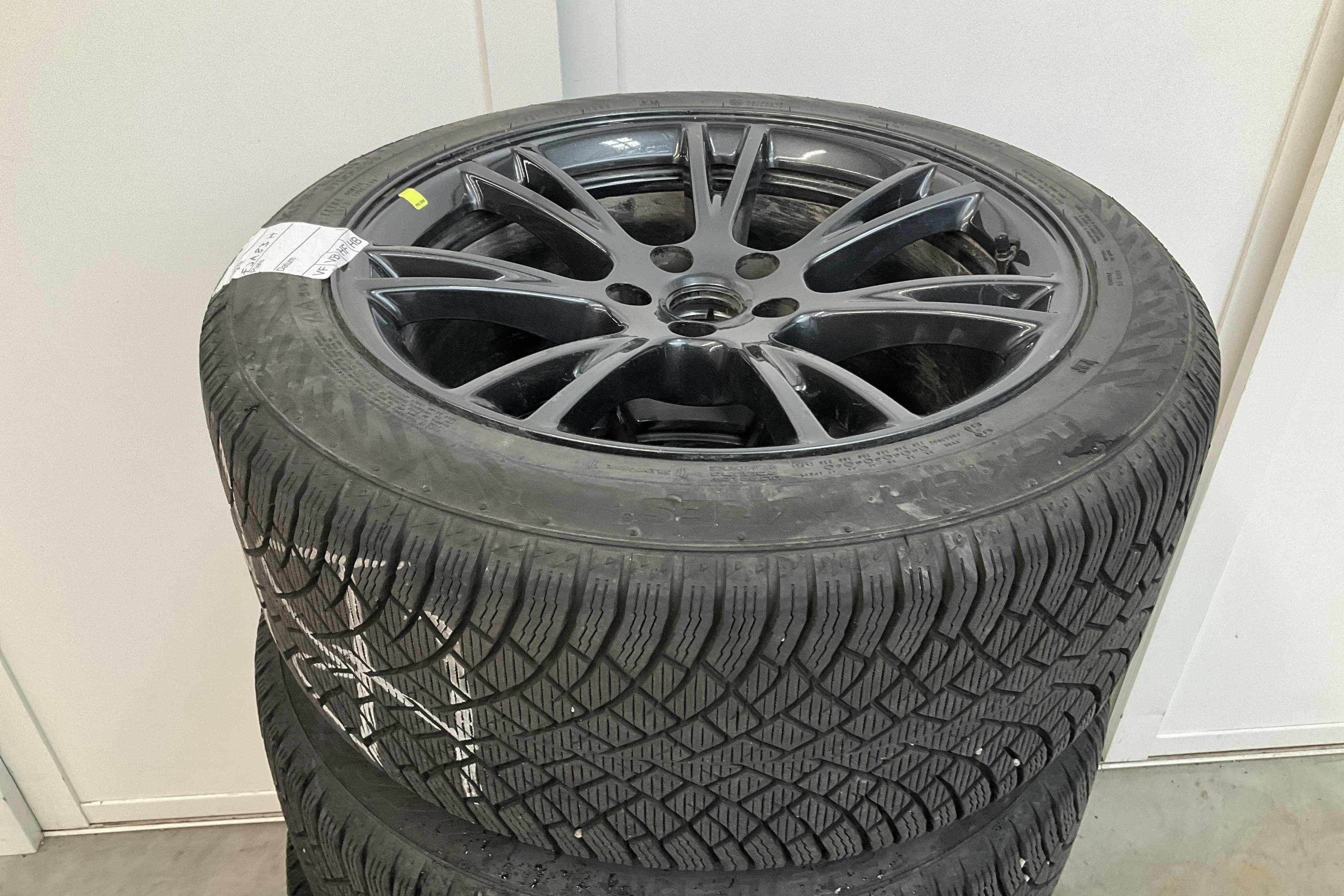 Vehicle Image 18
