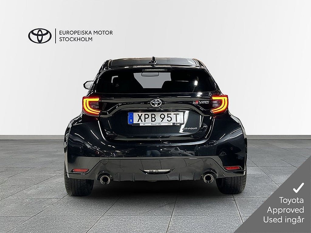 Vehicle Image 4