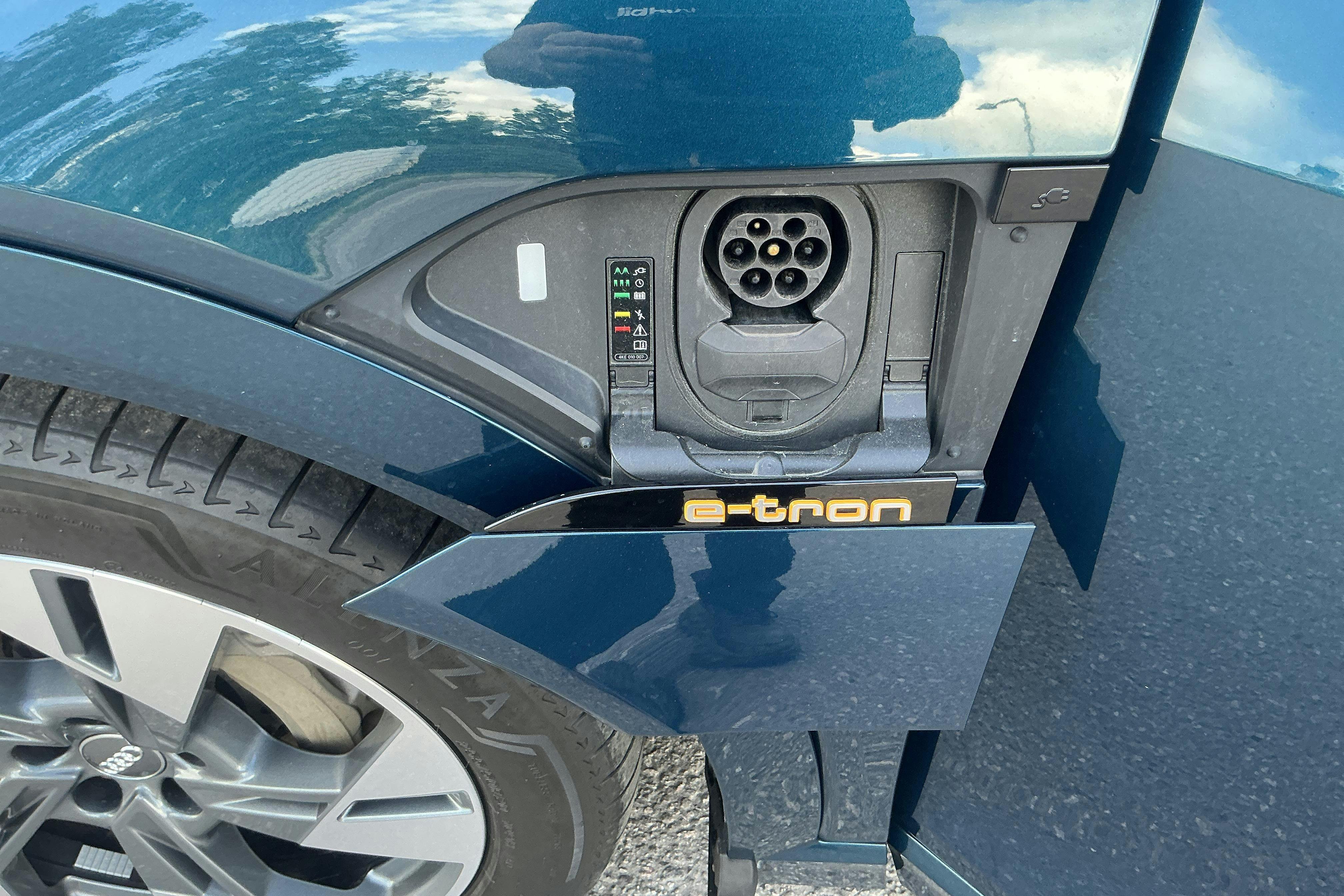 Vehicle Image 20