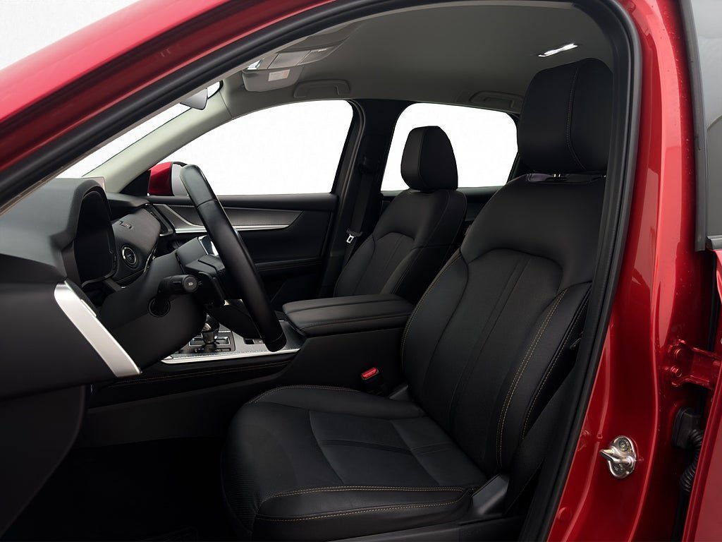 Vehicle Image 13