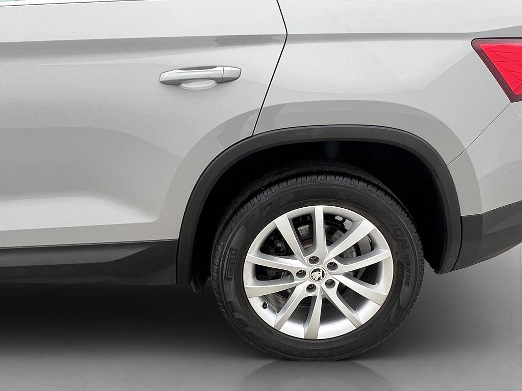 Vehicle Image 36