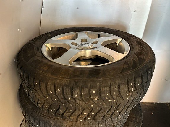 Vehicle Image 21