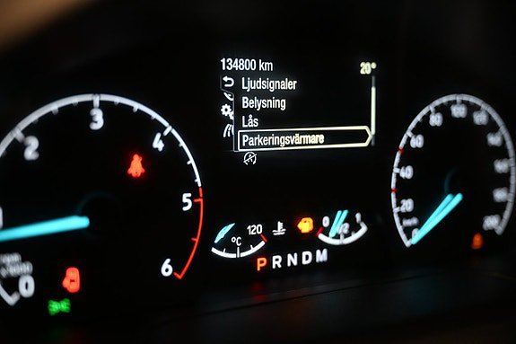 Vehicle Image 22
