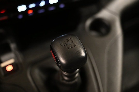 Vehicle Image 27