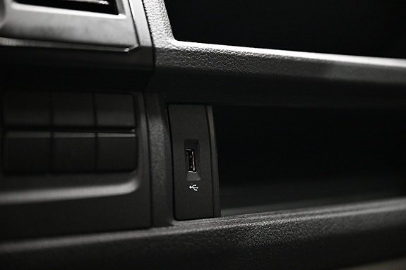 Vehicle Image 27