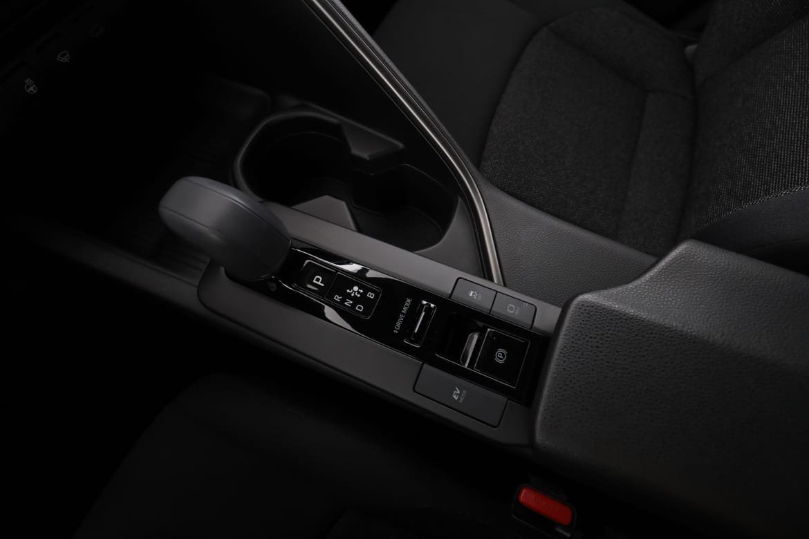 Vehicle Image 24