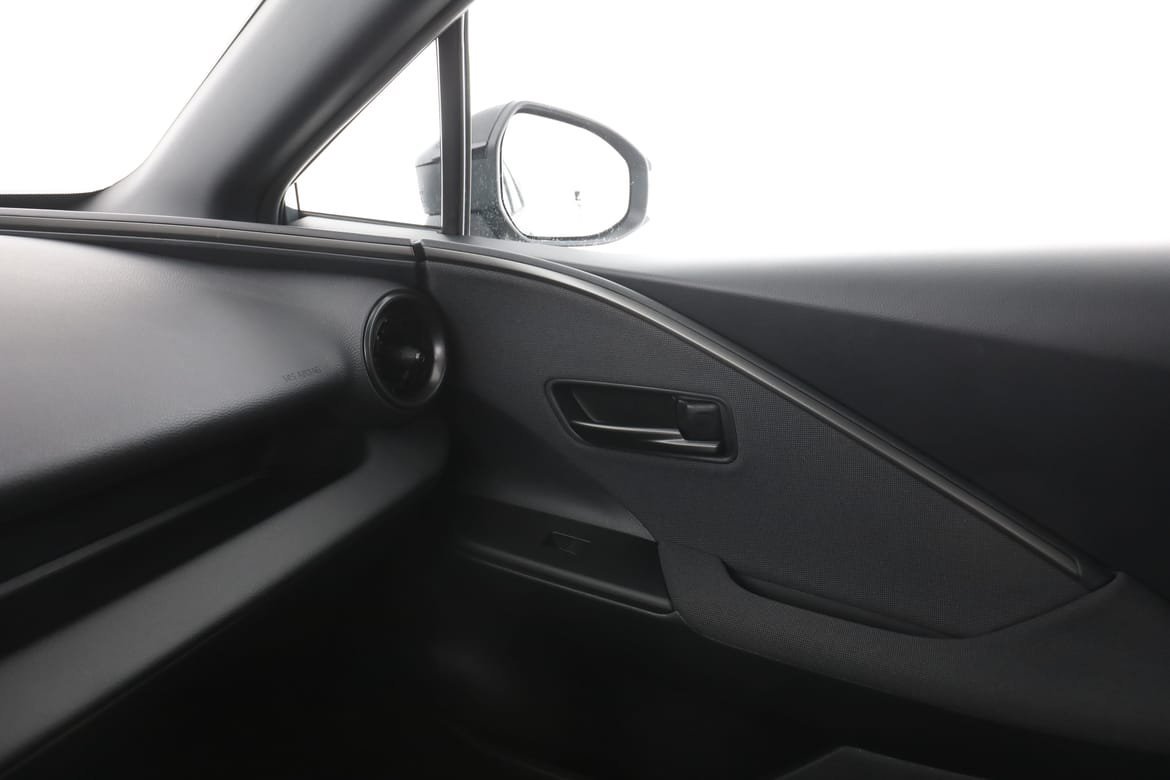 Vehicle Image 35