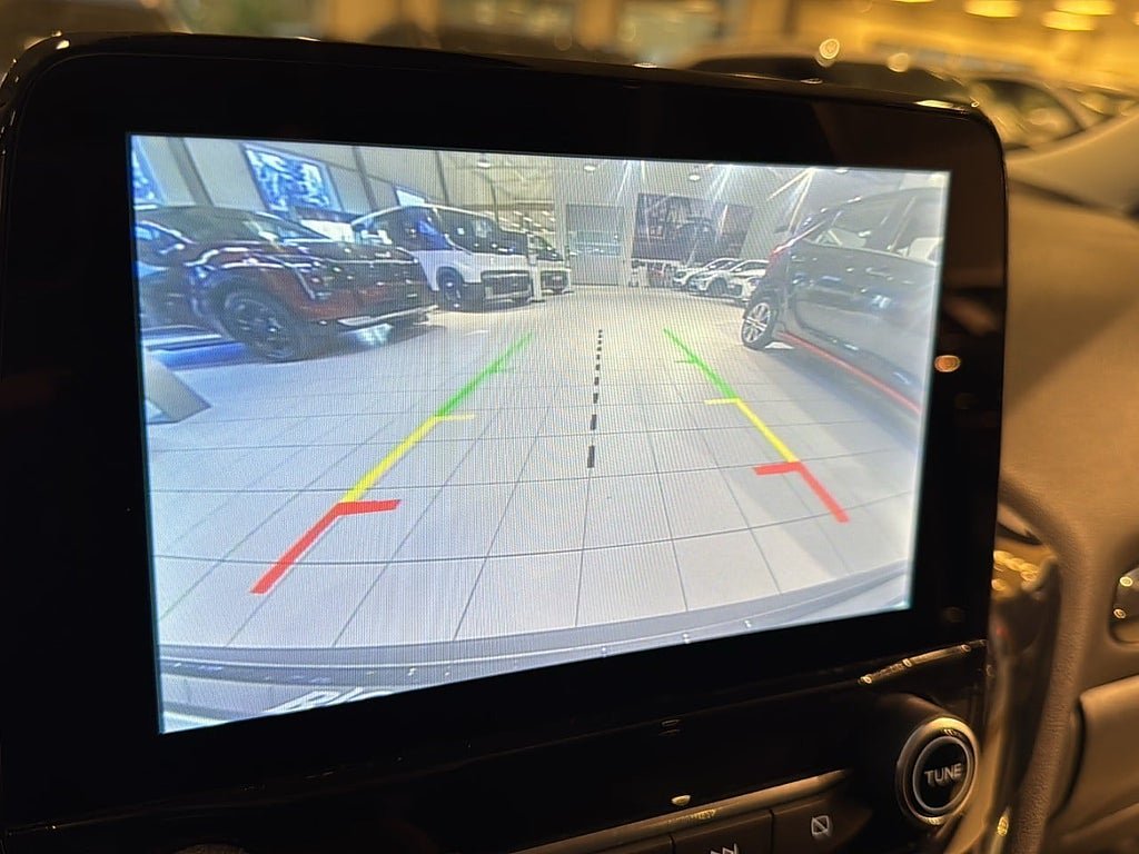 Vehicle Image 17