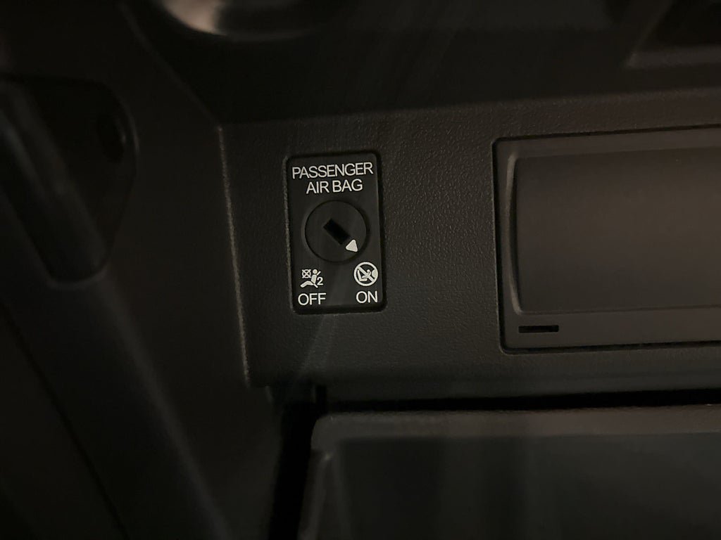 Vehicle Image 24